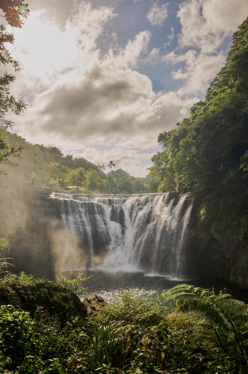 Shifen Waterfall